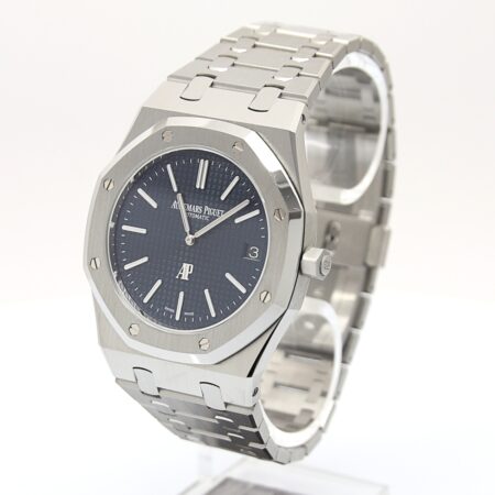 Audemars Piguet Royal Oak Jumbo Ultra Thin mit blauen Zifferblatt