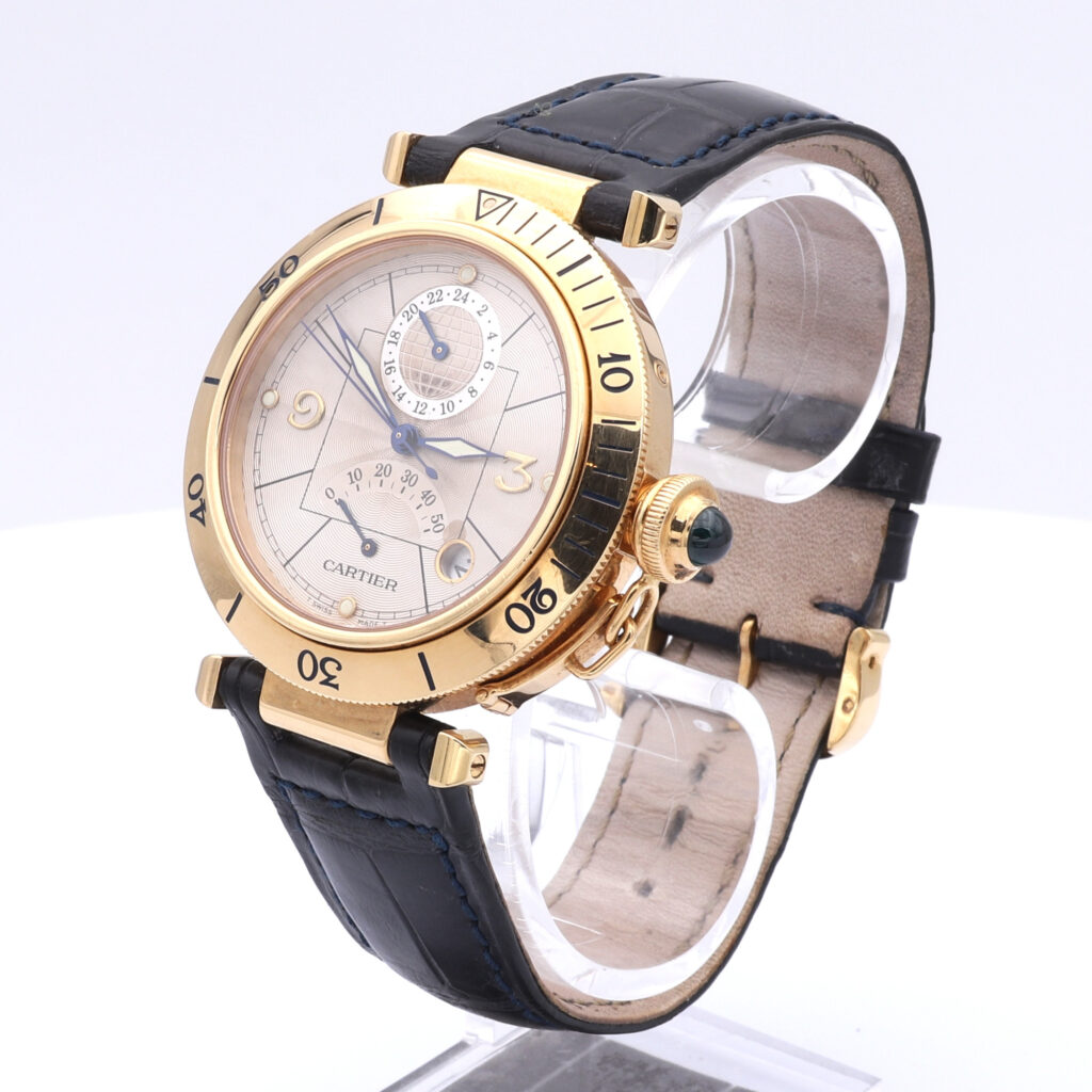 Cartier Pasha Dual Time Power Reserve in yellow gold on leather strap