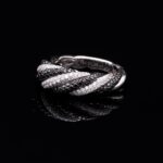Croissant Black and White Dia Ring