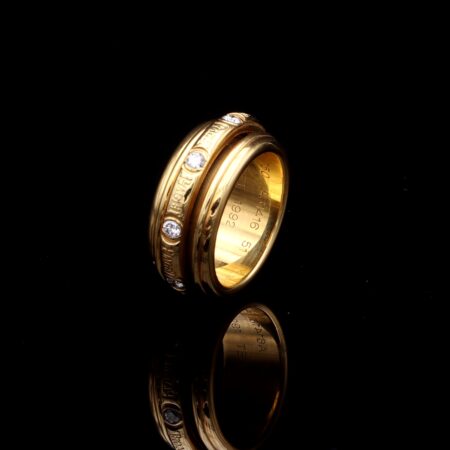 Piaget Possession Signature rotating bezel