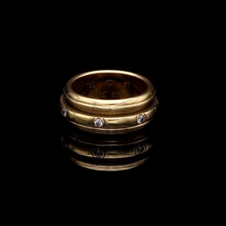 Piaget Possession twist ring 7 diamonds