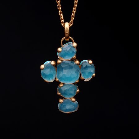 Pomellato Capri cross pendant